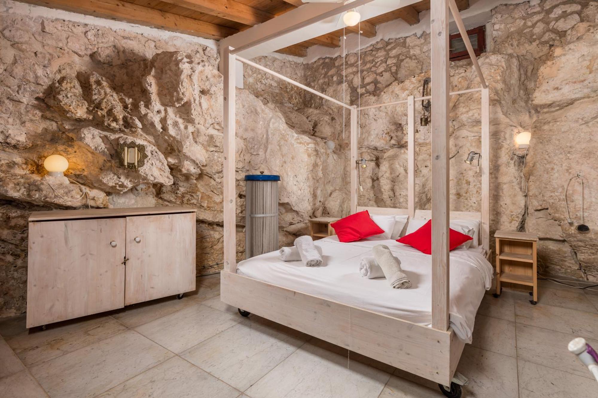 Holiday House Cave Romana プーラ エクステリア 写真