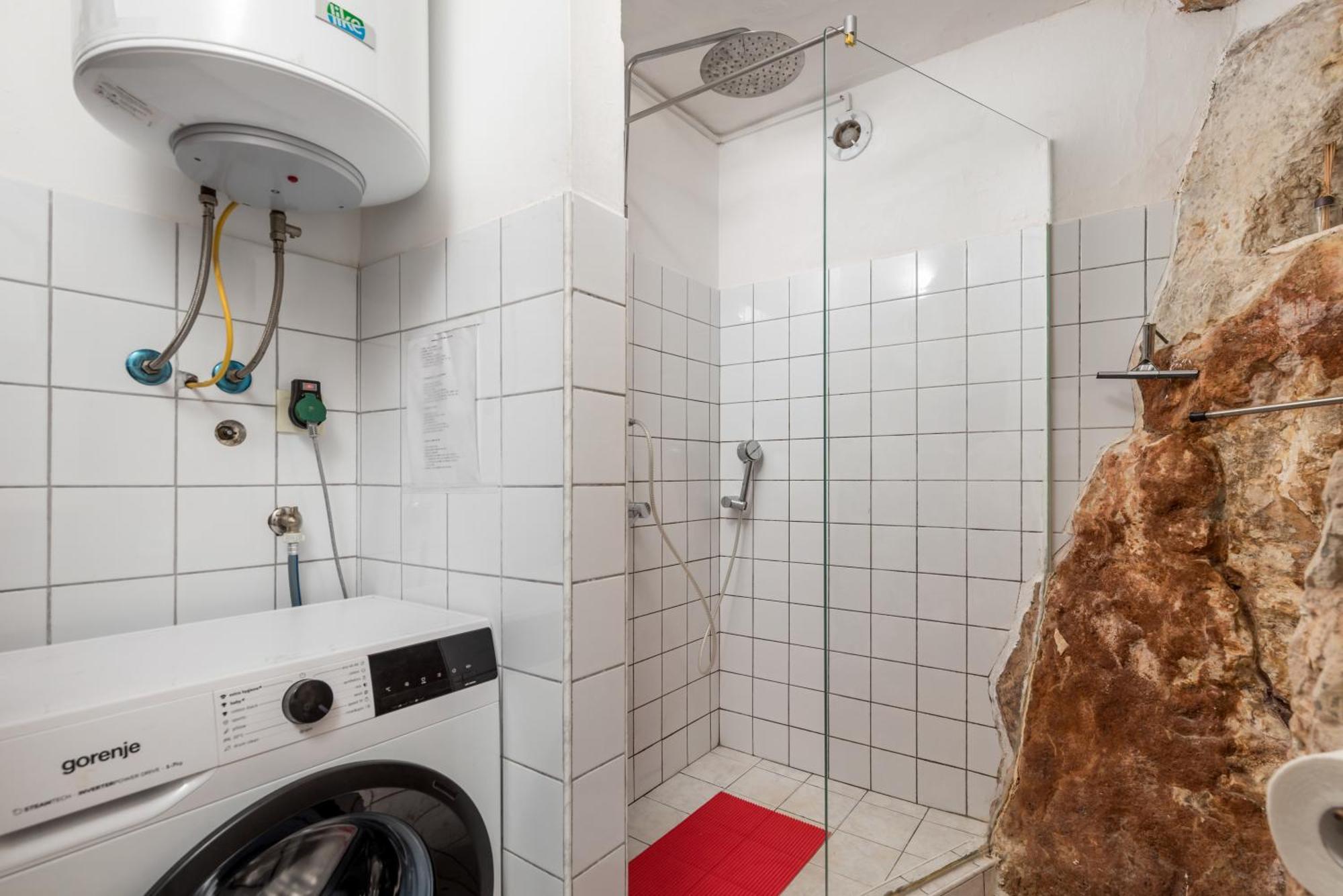 Holiday House Cave Romana プーラ エクステリア 写真
