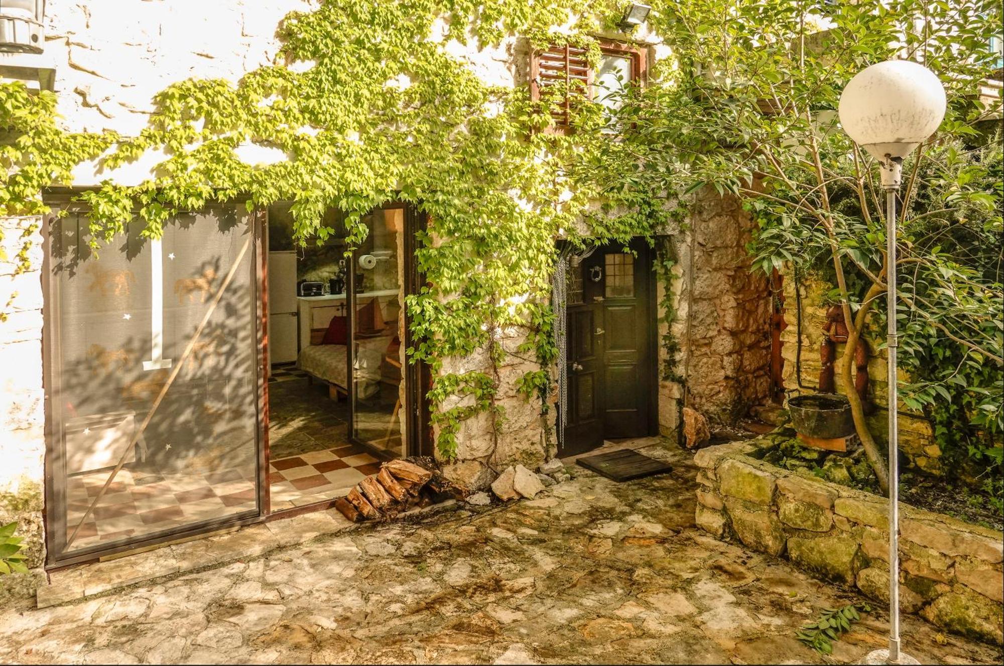 Holiday House Cave Romana プーラ エクステリア 写真